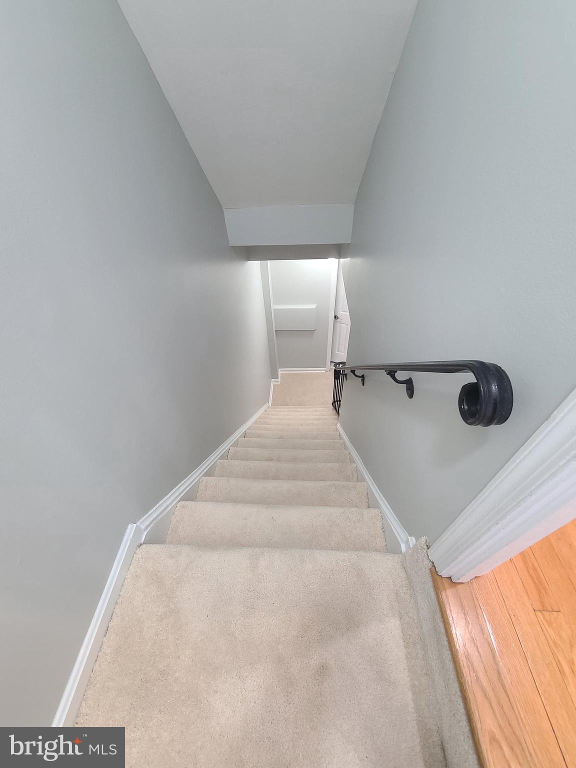 6644 Green Ash Drive Springfield, VA 22152 - Photo 33 of 42 a view of a bed in a room