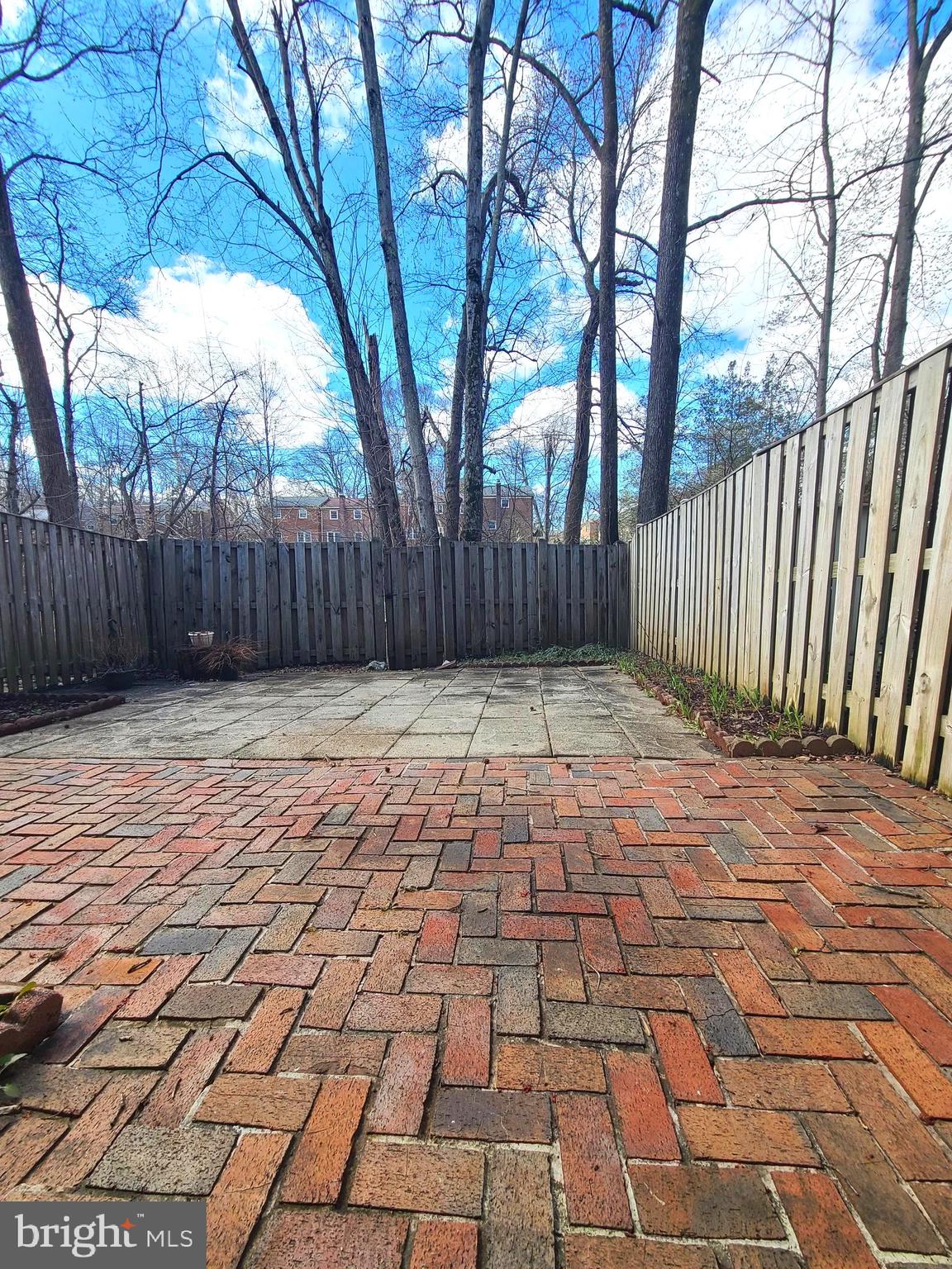 6644 Green Ash Drive Springfield, VA 22152 - Photo 41 of 42 a view of a backyard