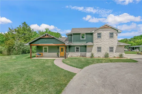 $1,285,000 | 4855 Austins Creek Drive, Bryan, TX 77808