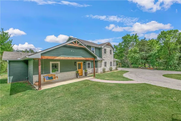 $1,285,000 | 4855 Austins Creek Drive, Bryan, TX 77808