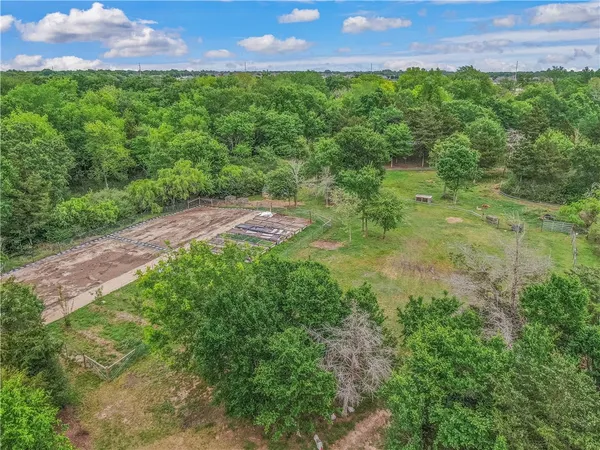 $1,285,000 | 4855 Austins Creek Drive, Bryan, TX 77808