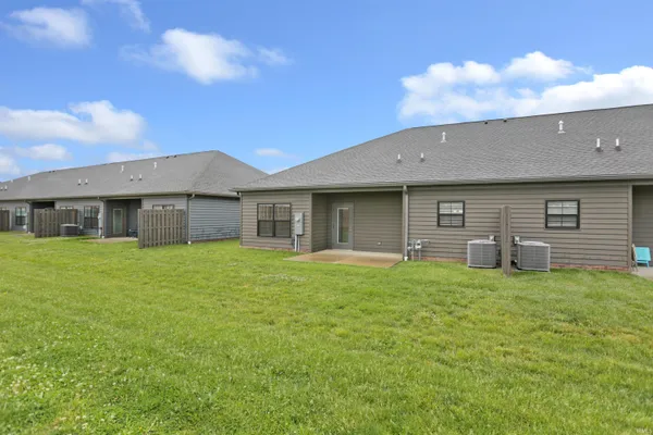 $300,000 | 3782 High Pointe Drive, Newburgh, IN 47630