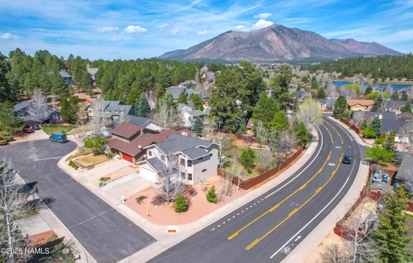 $789,900 | 6640 East Eagle Crest Drive, Flagstaff, AZ 86004