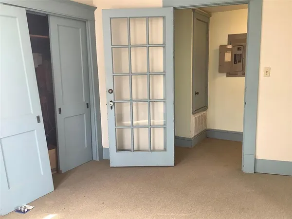 an empty room with windows