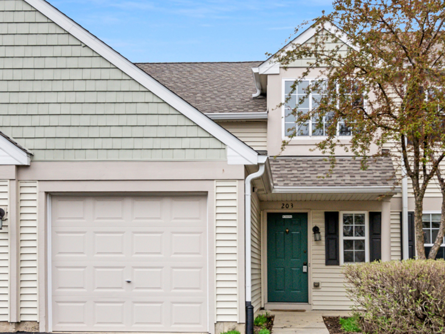 2947 Rutland Circle, Unit 203 Naperville, IL 60564 - Photo 1 of 20