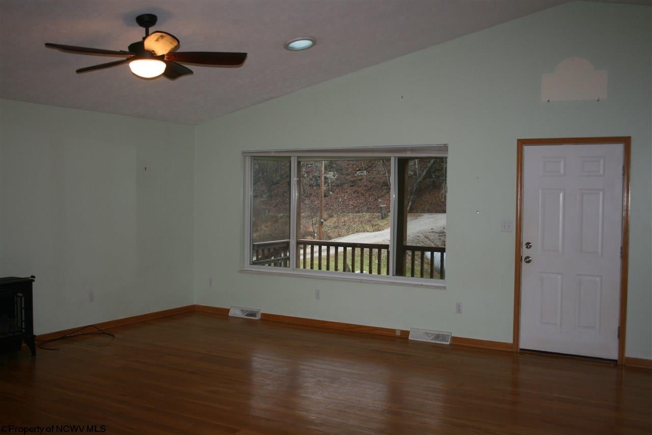996 Taylor Drain Road West Union, WV 26456 - Photo 10 of 20 Gallery Image 10