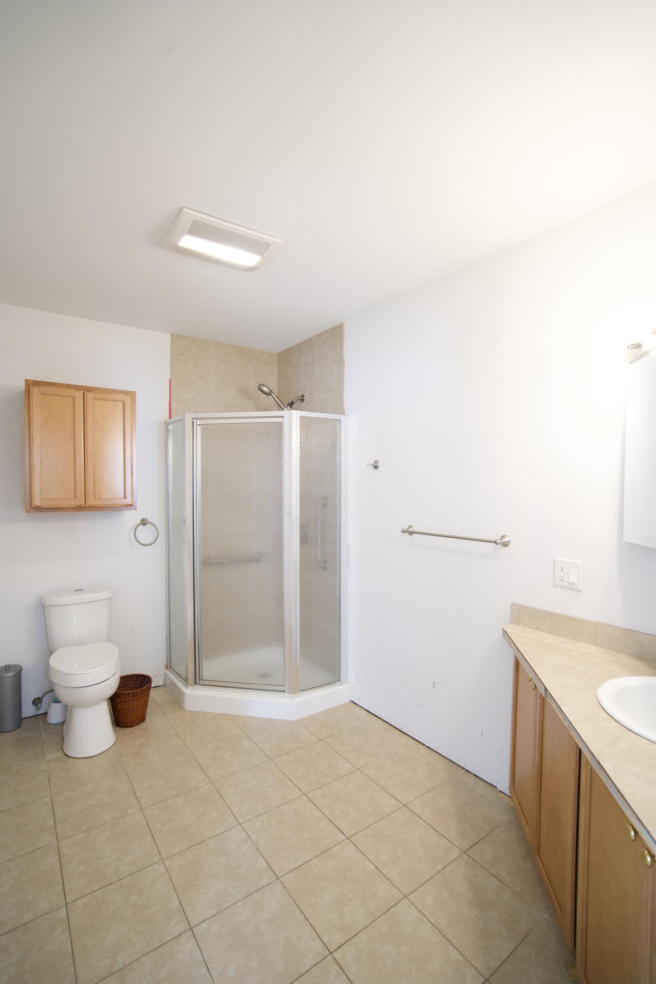 3060 Chabot Road Benton Harbor, MI 49022 - Photo 19 of 41 bath1