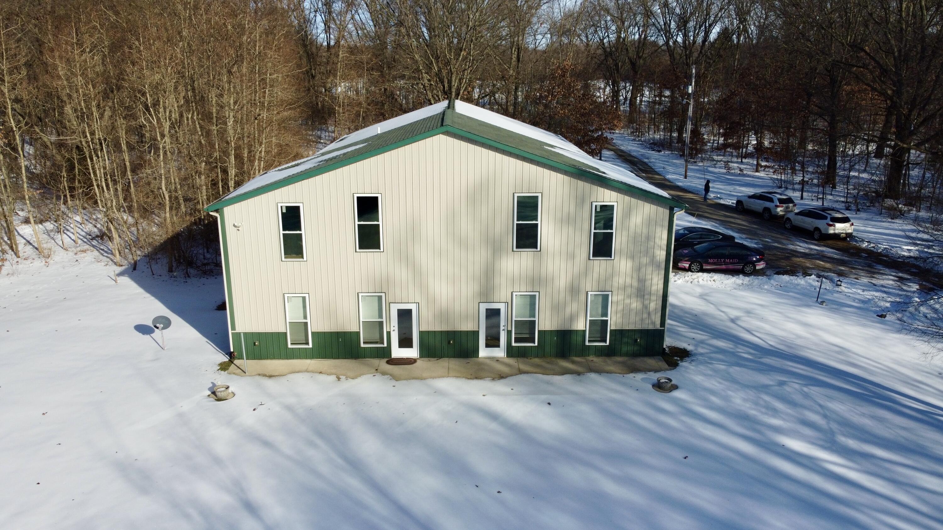 3060 Chabot Road Benton Harbor, MI 49022 - Photo 2 of 41 DJI_0668