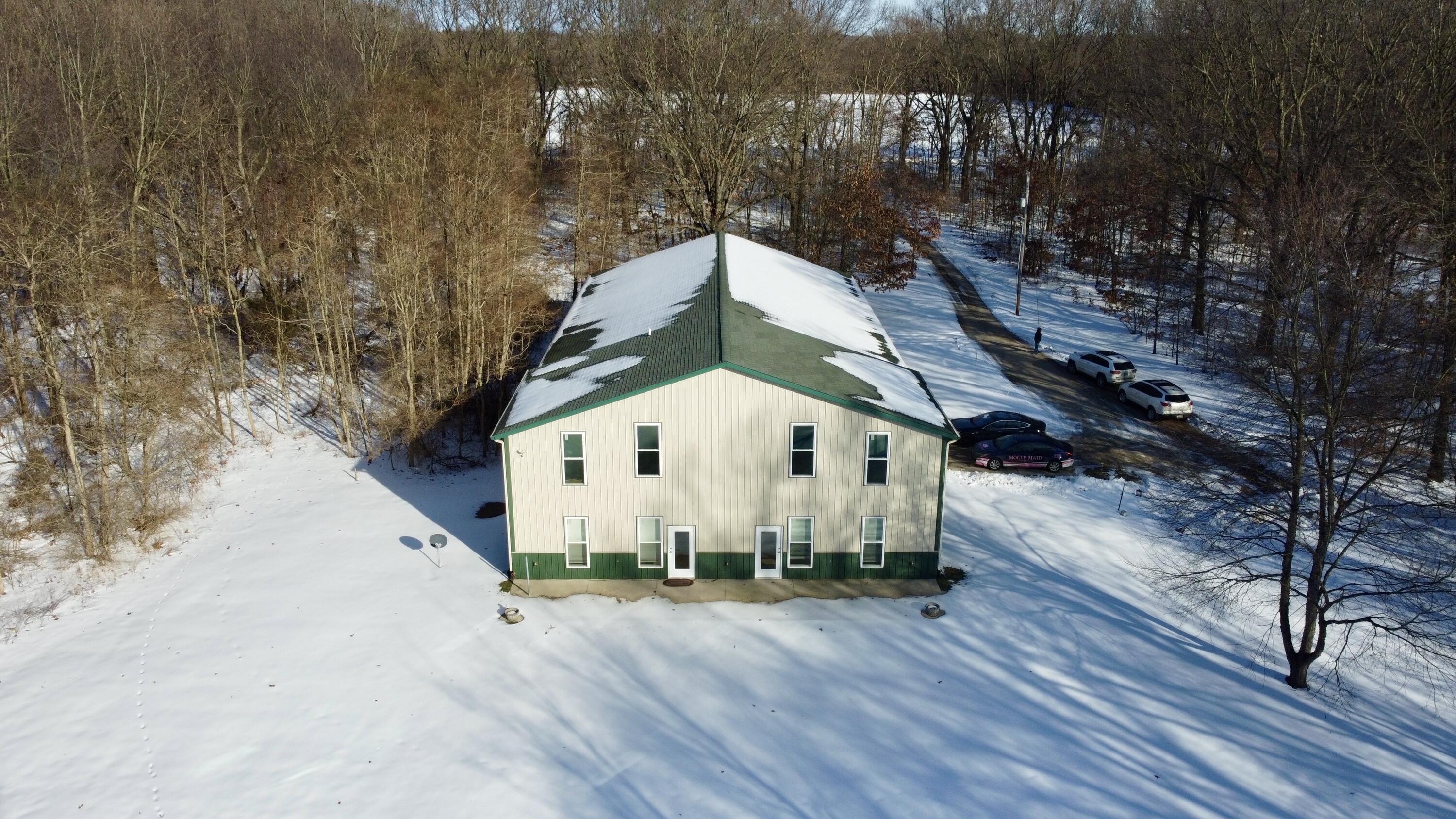 3060 Chabot Road Benton Harbor, MI 49022 - Photo 3 of 41 DJI_0669