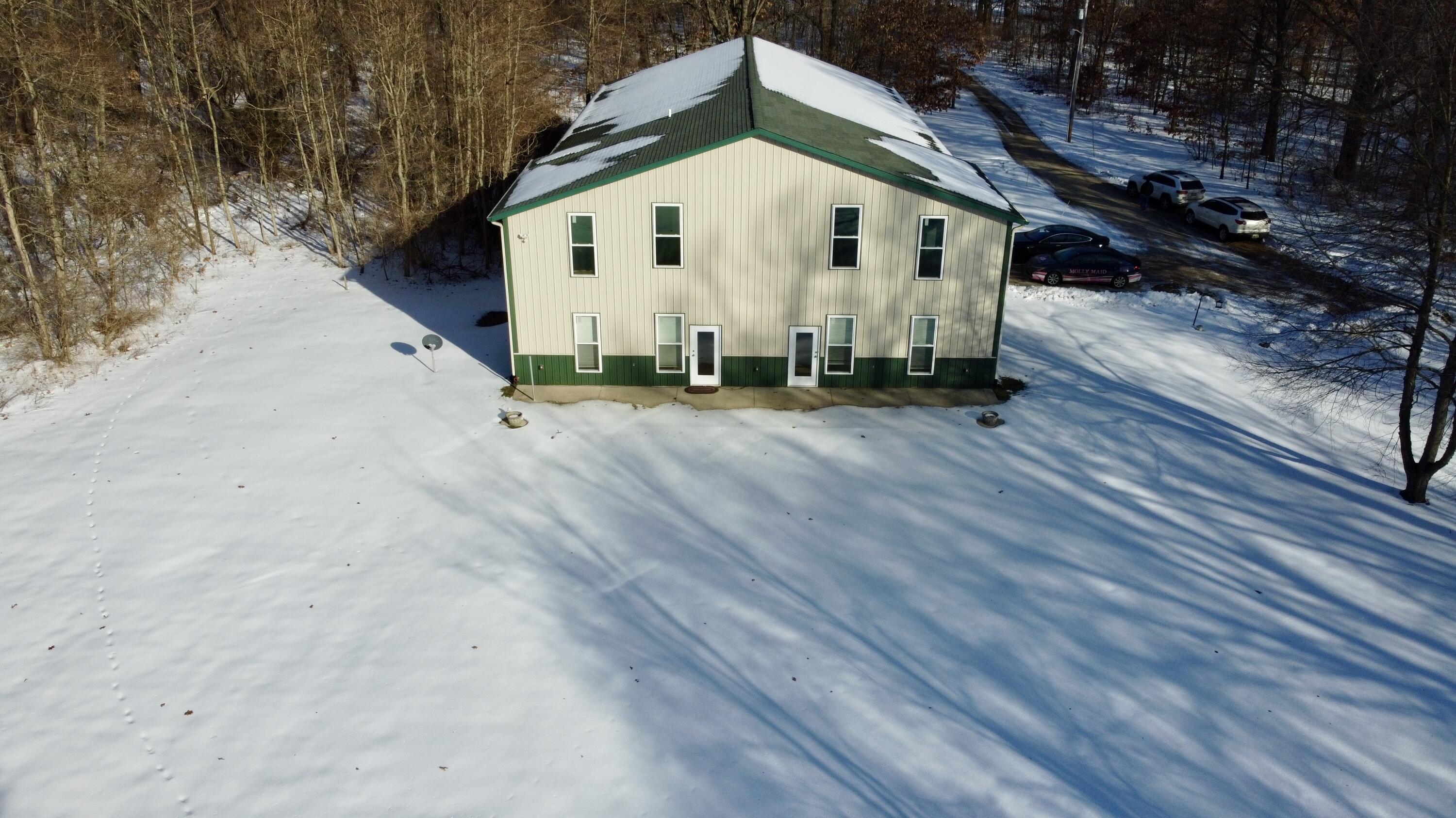 3060 Chabot Road Benton Harbor, MI 49022 - Photo 4 of 41 DJI_0666