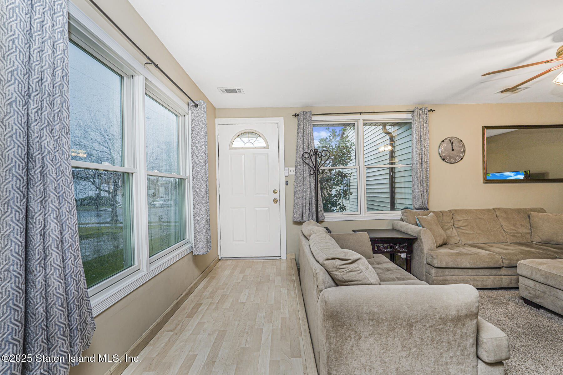 194 Annadale Road Staten Island, NY 10312 - Photo 20 of 45 Photo Dec 02 2025, 1 02 33 PM