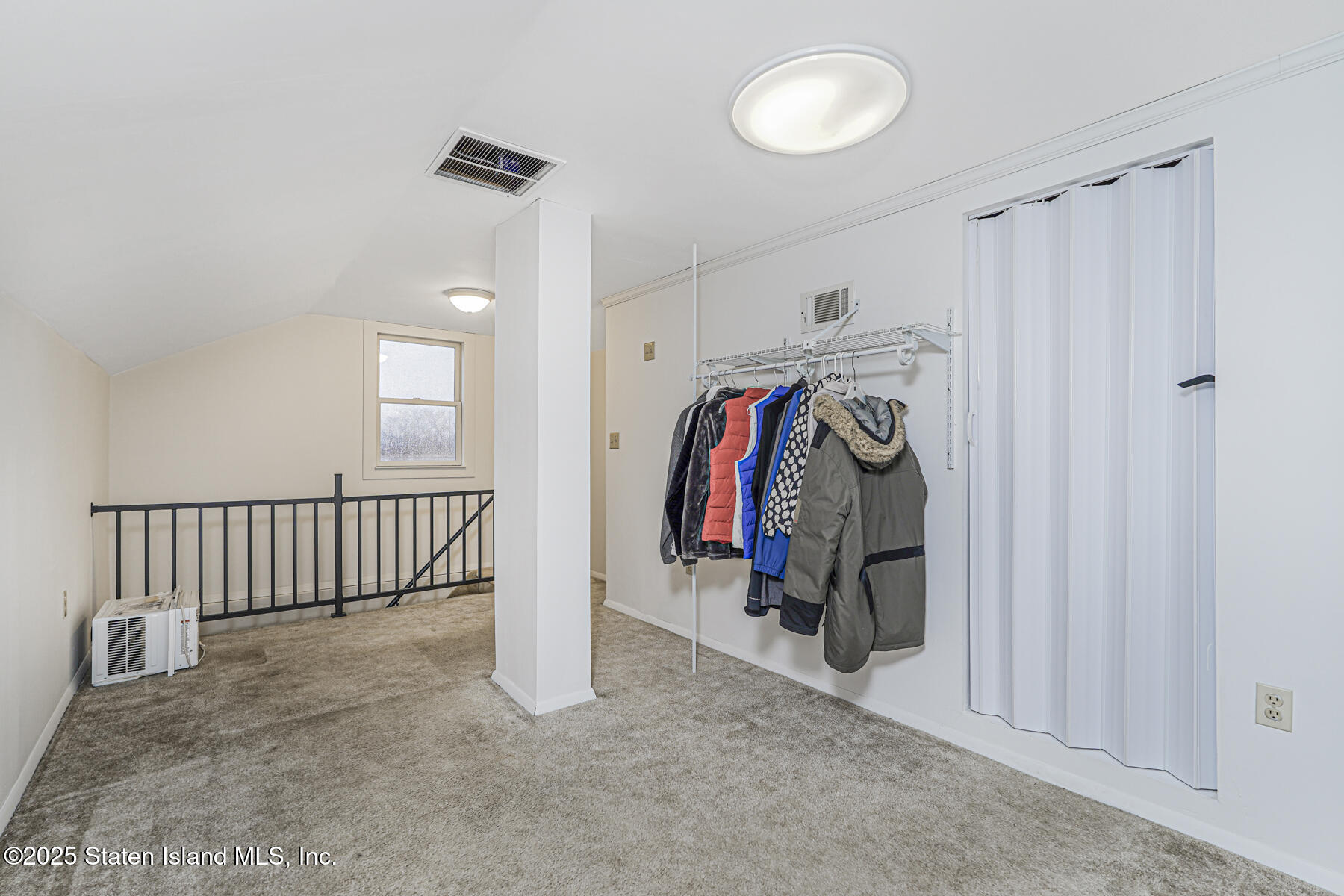 194 Annadale Road Staten Island, NY 10312 - Photo 32 of 45 Photo Dec 02 2025, 1 23 25 PM