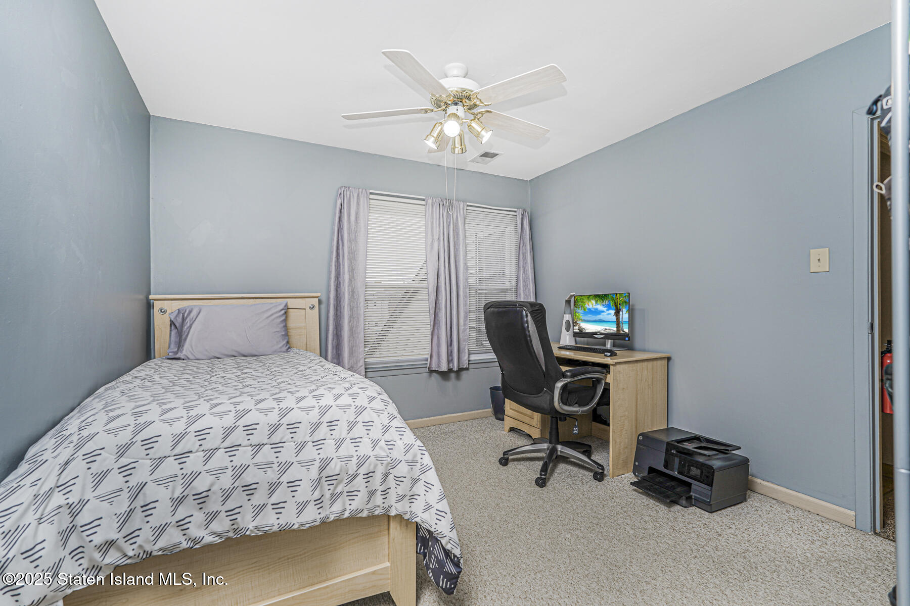 194 Annadale Road Staten Island, NY 10312 - Photo 35 of 45 Photo Dec 02 2025, 1 14 46 PM