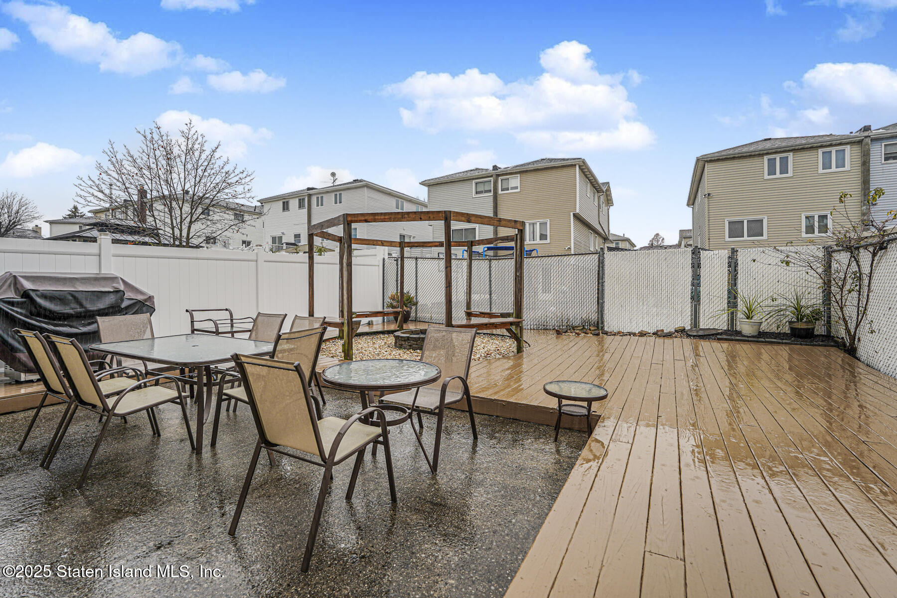 194 Annadale Road Staten Island, NY 10312 - Photo 41 of 45 Photo Dec 02 2025, 1 25 18 PM