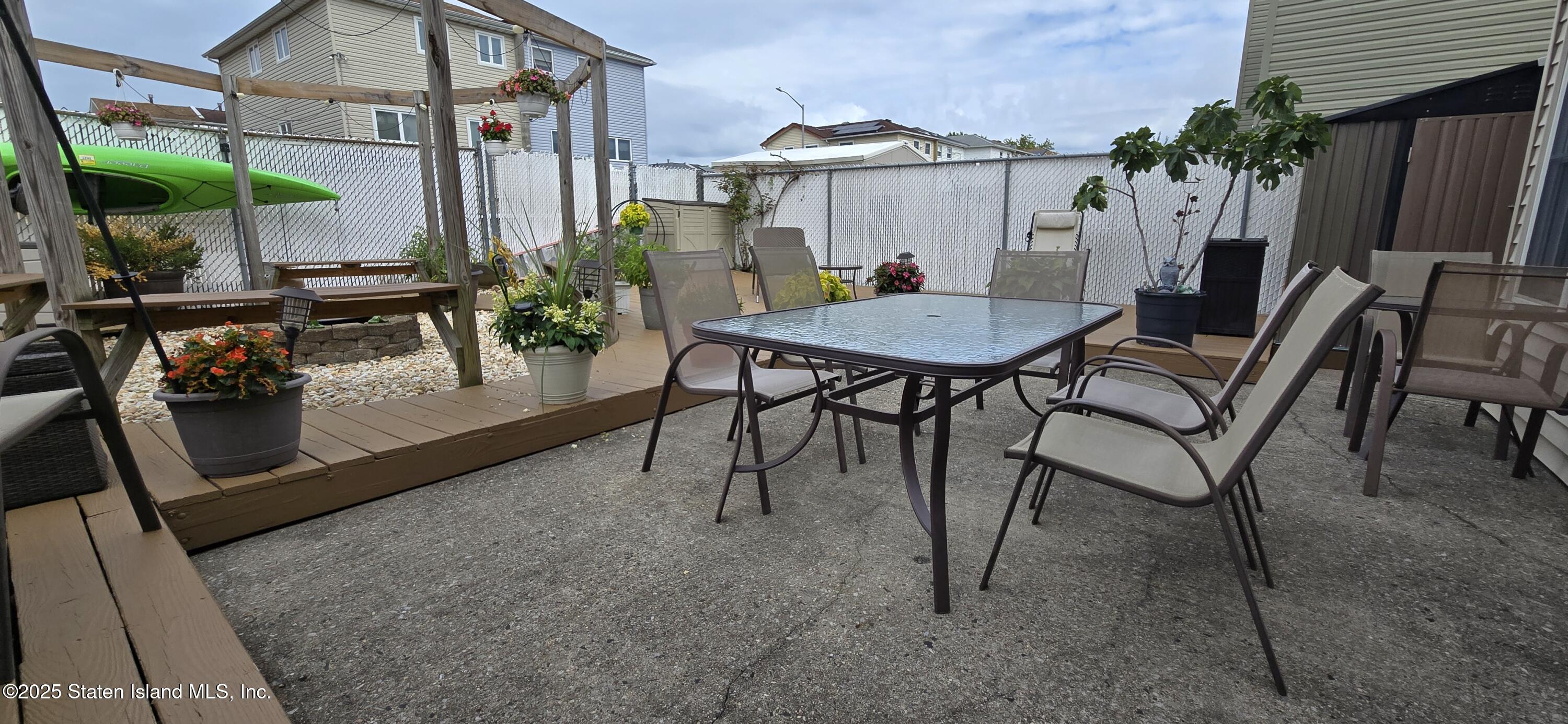 194 Annadale Road Staten Island, NY 10312 - Photo 43 of 45 20250719_094921