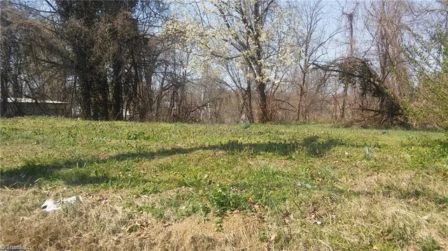 $35,000 | 106 Carolina Avenue, Thomasville, NC 27360