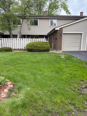 $92,250 | 842 Greenbriar Lane, University Park, IL 60484