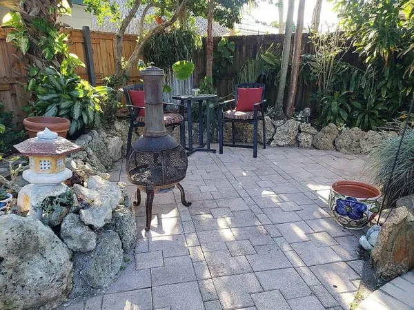 $730,000 | 949 Northeast 25th Avenue, Pompano Beach, FL 33062