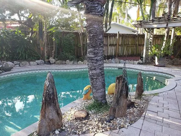$730,000 | 949 Northeast 25th Avenue, Pompano Beach, FL 33062