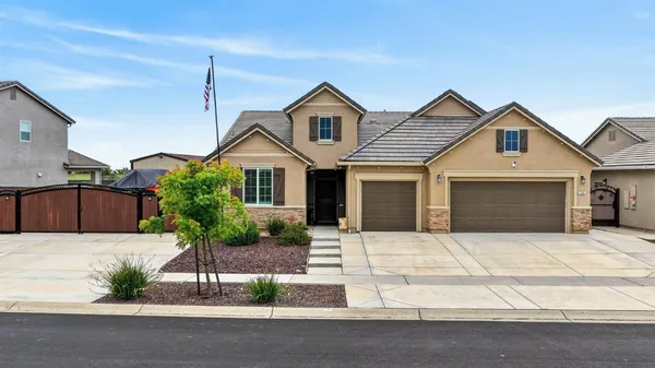 $725,000 | 1391 Rio Grande Drive, Plumas Lake, CA 95961