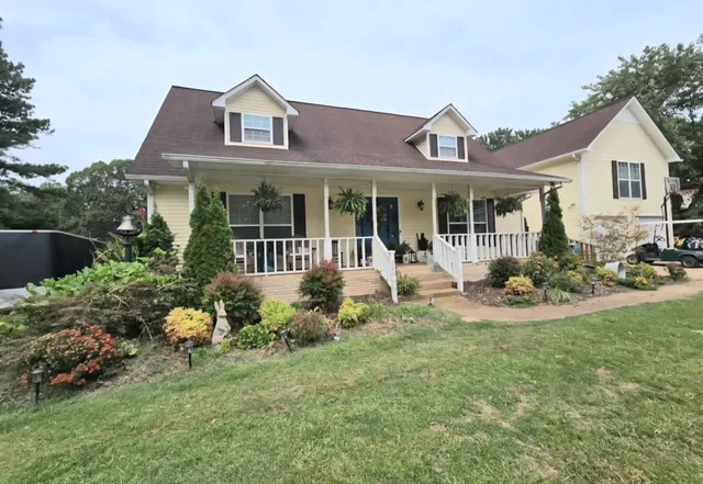 $425,000 | 206 State Avenue, Lawrenceburg, TN 38464