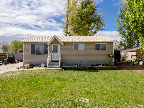 $310,000 | 756 East 400 North, Roosevelt, UT 84066