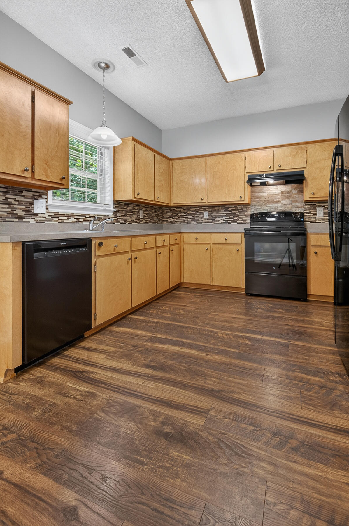 132 Paddock Way Summerville, SC 29486 - Photo 13 of 57 Kitchen