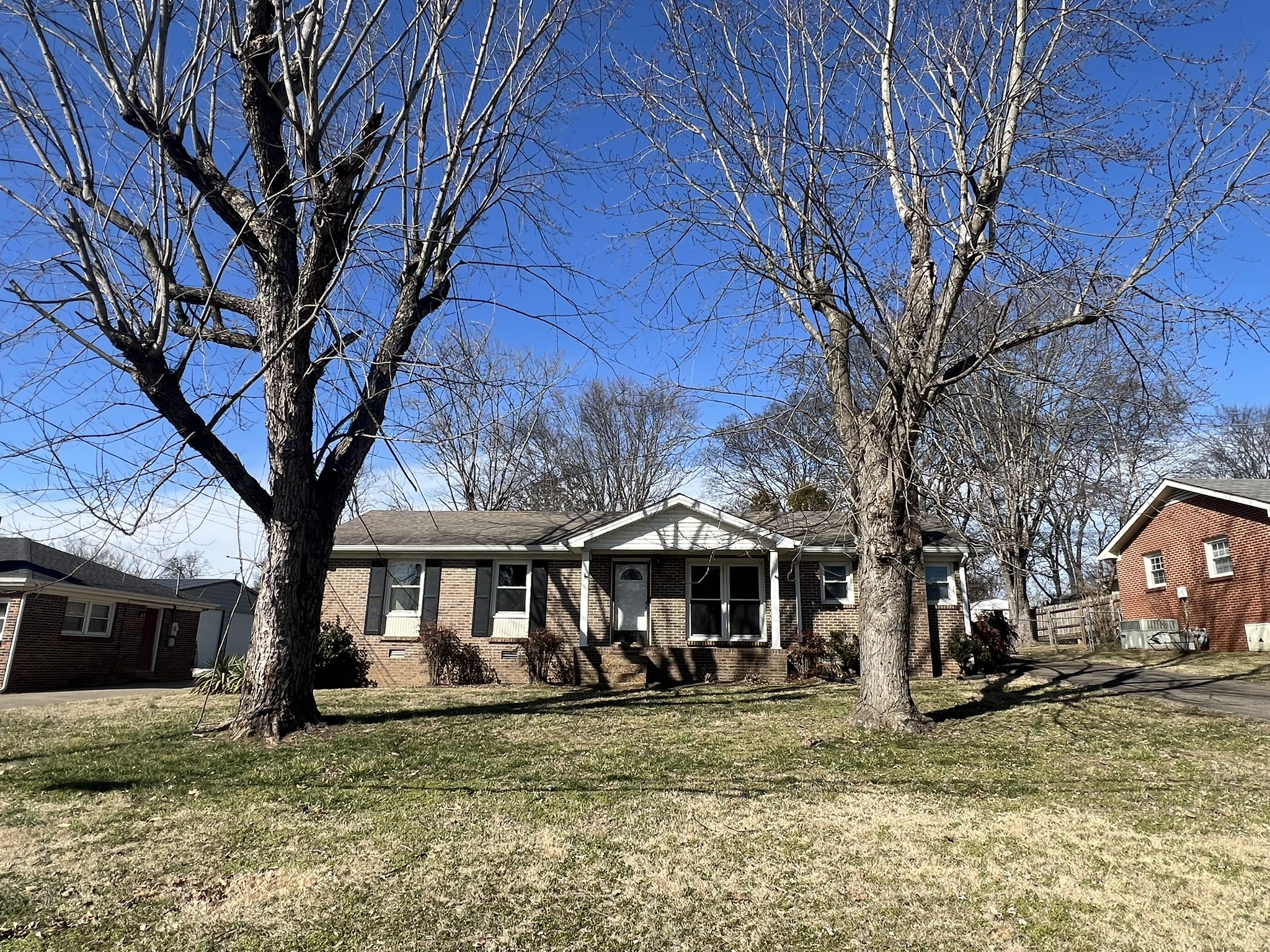 442 Rodney Street Gallatin, TN 37066 - Photo 12 of 21 a view of a house with a yard