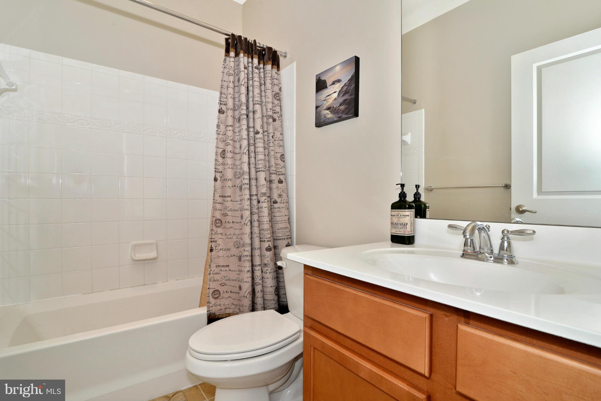 210 Mill Pond Road, Unit A Frederick, MD 21701 - Photo 14 of 30 Hallway full bath