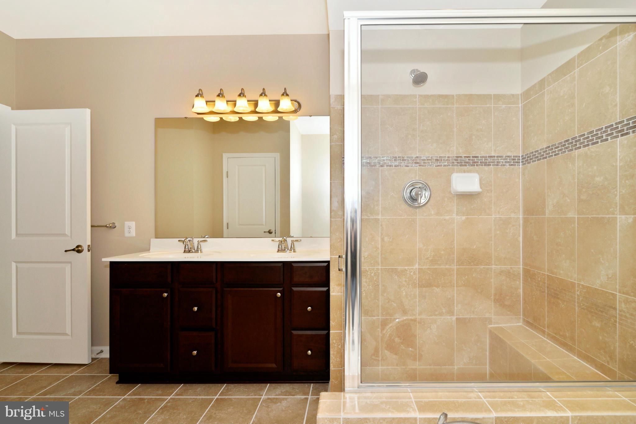 210 Mill Pond Road, Unit A Frederick, MD 21701 - Photo 20 of 30 Bath (Master)
