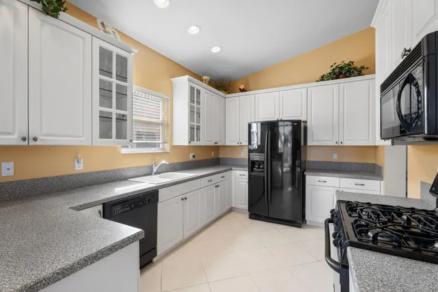 $315,000 | 334 Millpond Lane, Port St. Lucie, FL 34986