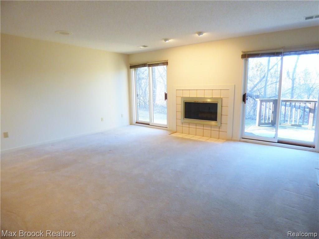 48 Vaughan-Ridge Road Bloomfield Hills, MI 48304 - Photo 15 of 18