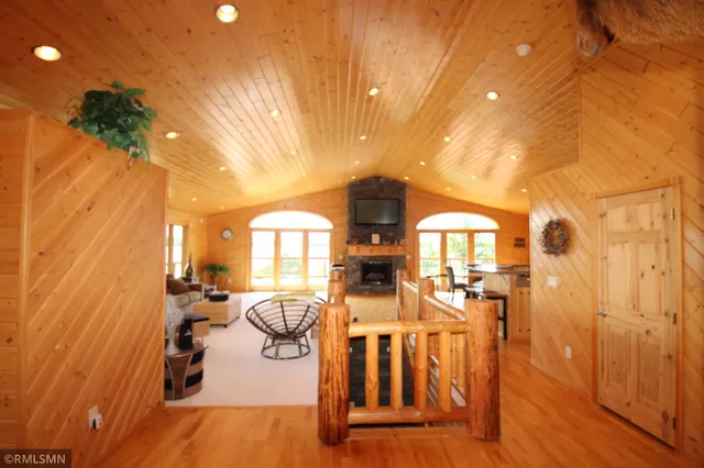 $1,100,000 | 1526 Flag Island, Angle Inlet, MN 56711