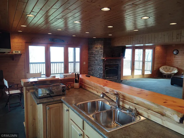 $1,100,000 | 1526 Flag Island, Angle Inlet, MN 56711