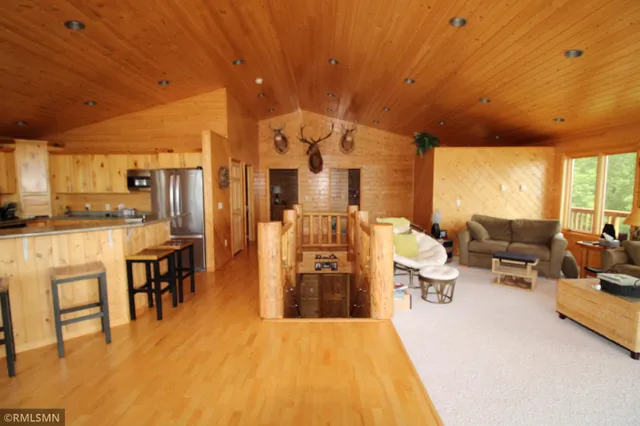 $1,100,000 | 1526 Flag Island, Angle Inlet, MN 56711