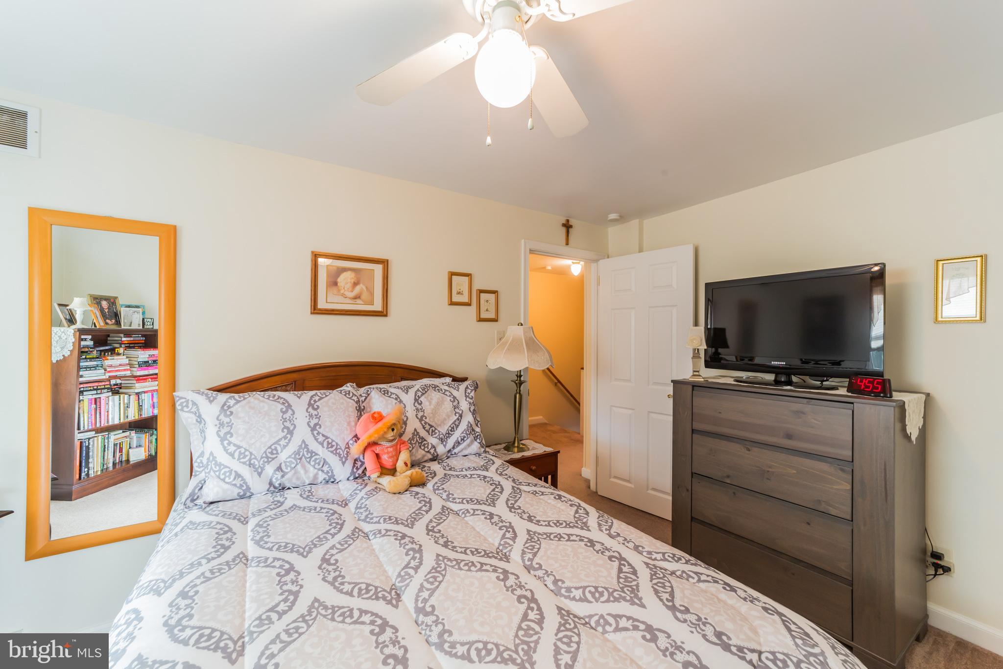 313 Austin Drive Clifton Heights, PA 19018 - Photo 19 of 29