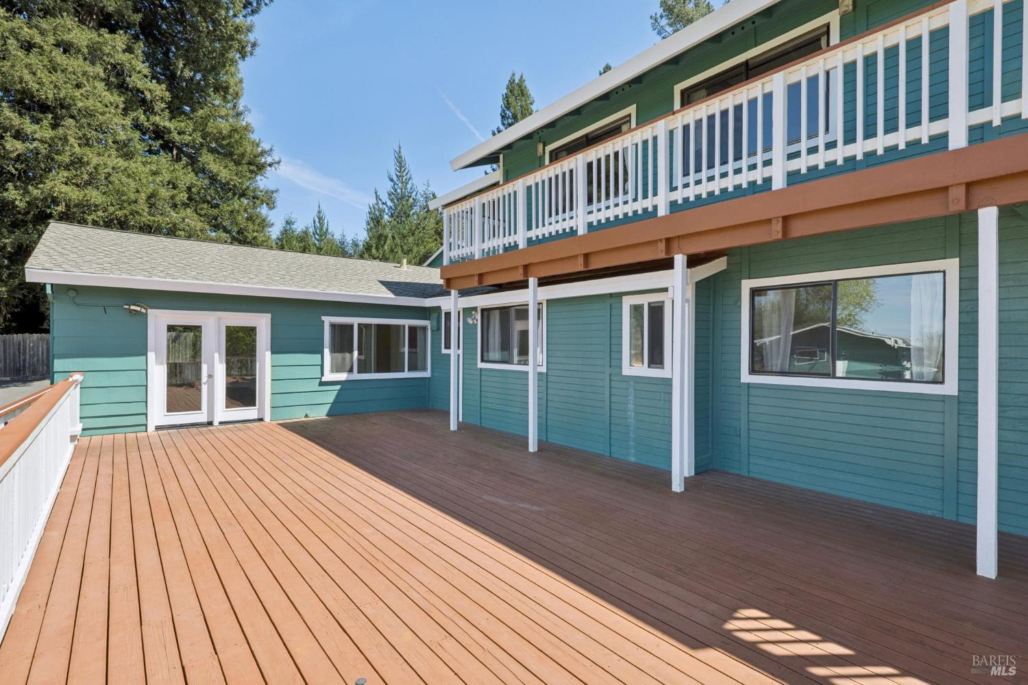 11740 Occidental Road Sebastopol, CA 95472 - Photo 10 of 35 Gallery Image 10