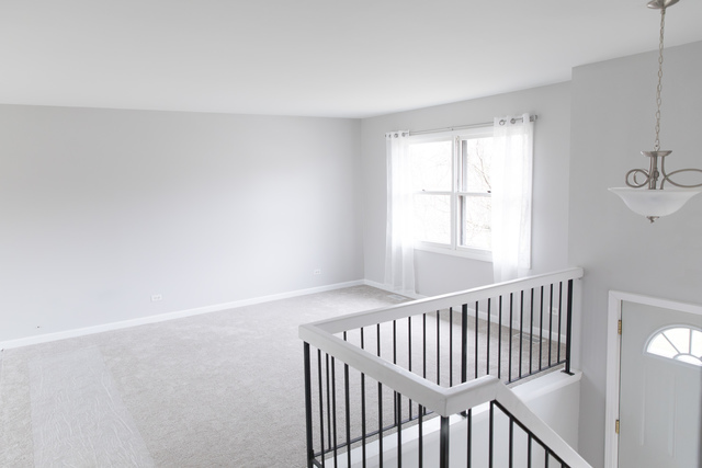 225 Huntingwood Road Matteson, IL 60443 - Photo 7 of 14 a view of entryway with stairs
