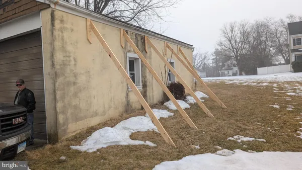 $89,900 | 13967 Penn Shop Road, Mount Airy, MD 21771