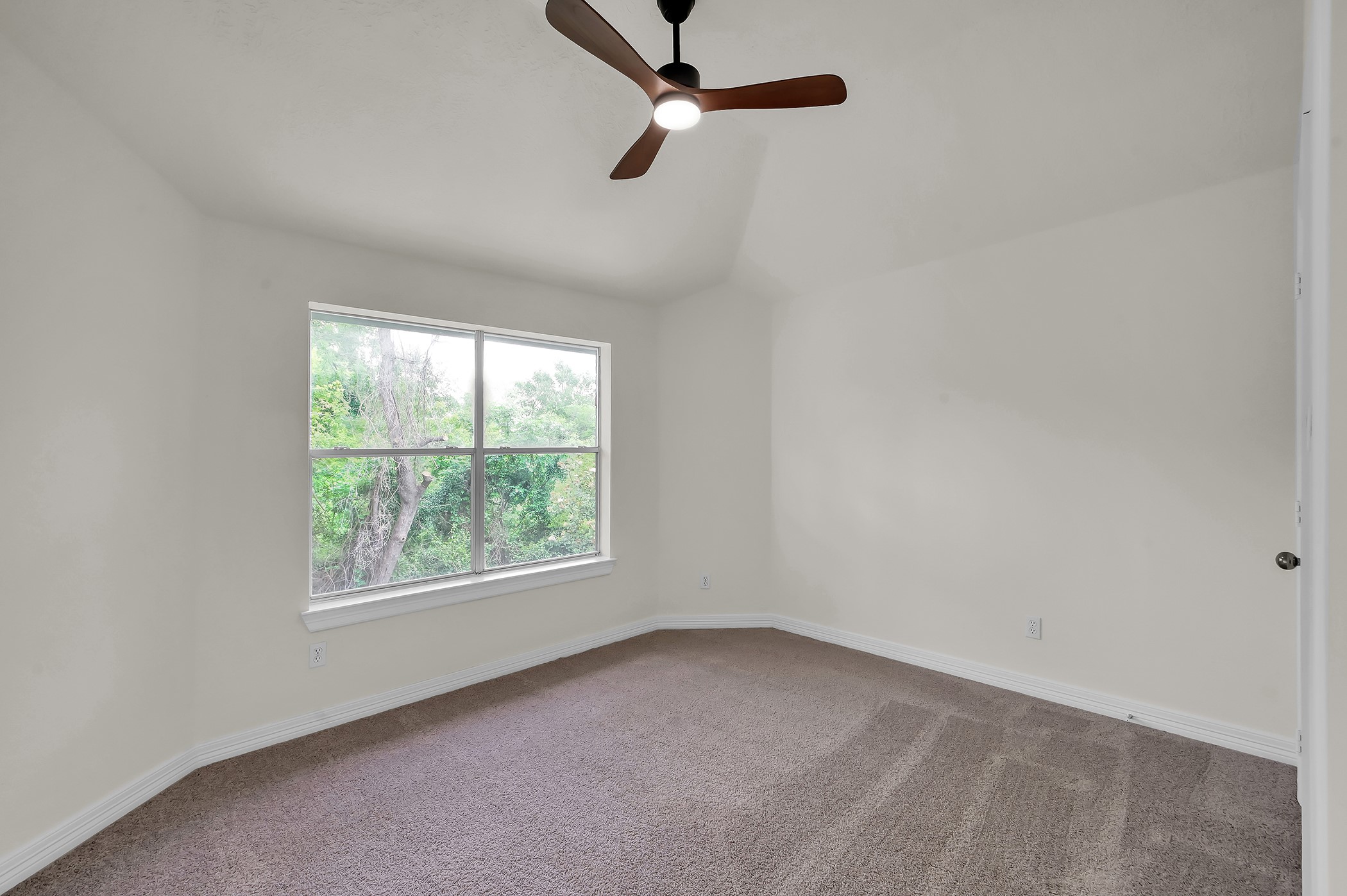 18310 Rittenhouse Park Court Spring, TX 77379 - Photo 22 of 35 One of two additional secondary bedrooms upstairs.