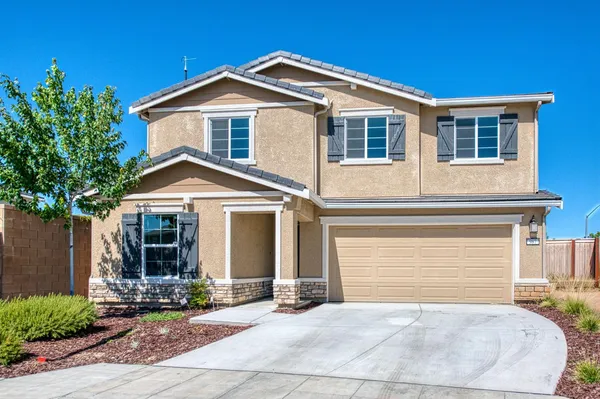 $509,000 | 987 North Filbert Avenue, Fresno, CA 93727