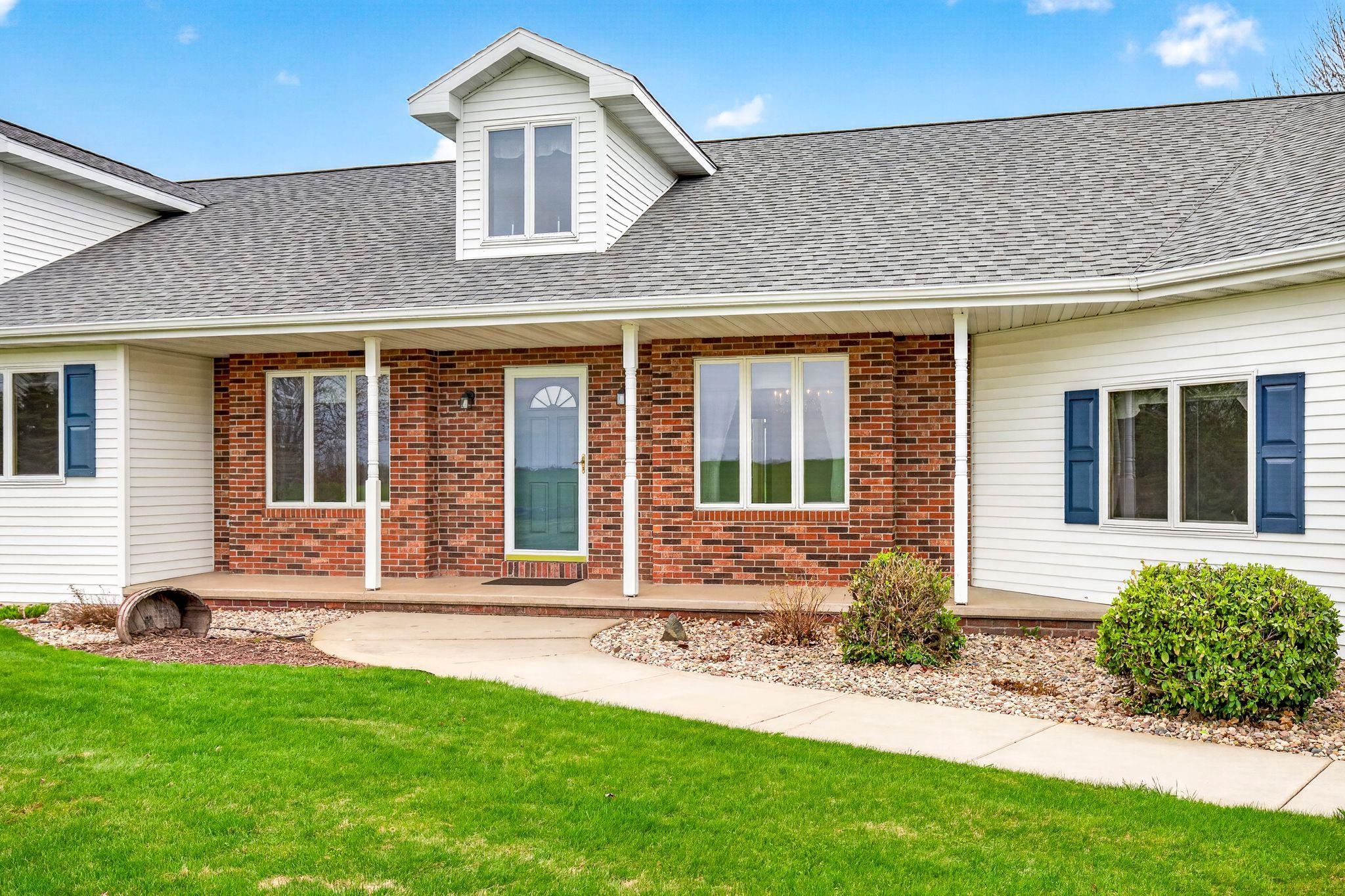 4665 West Edgewood Drive Appleton, WI 54913 - Photo 11 of 74