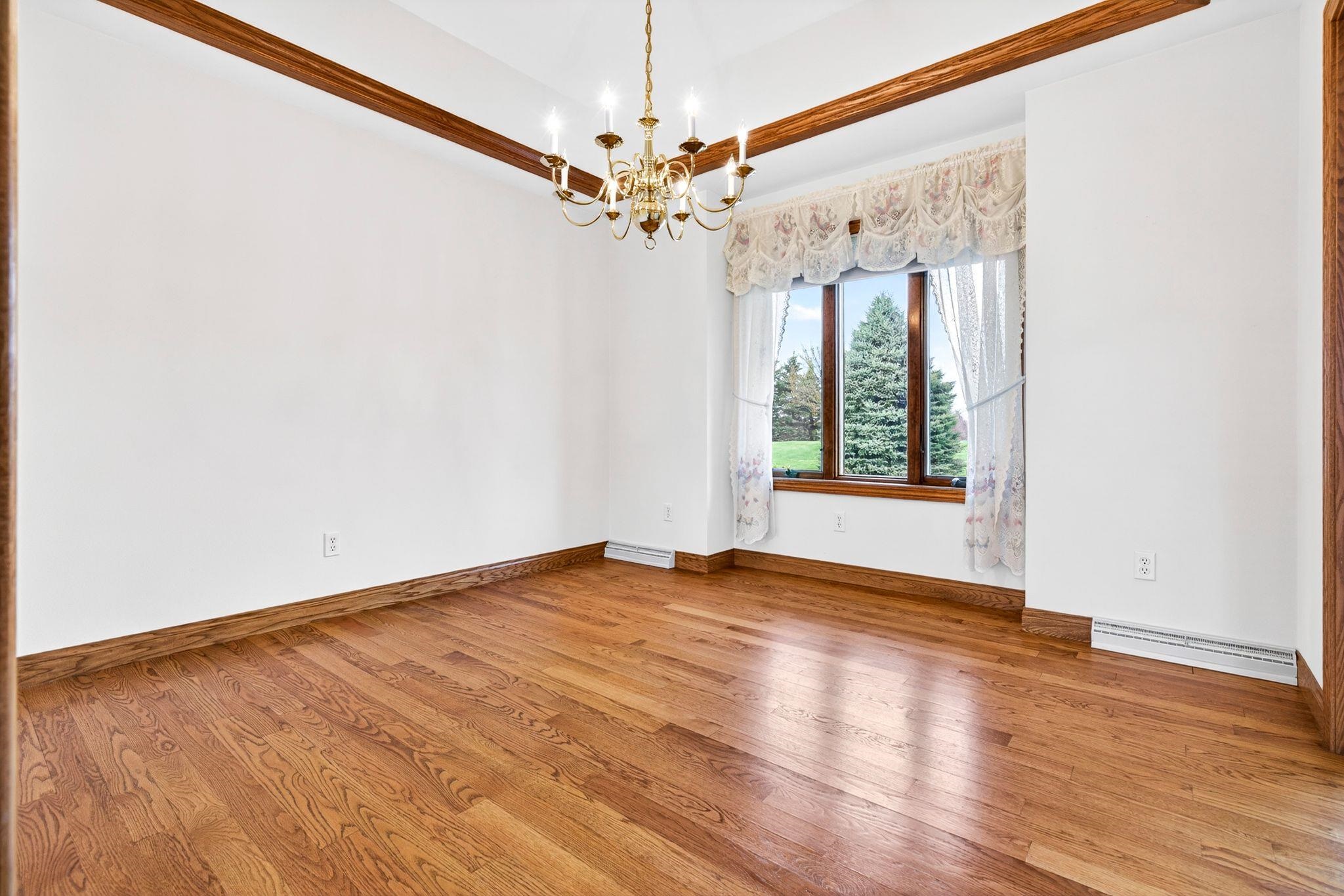 4665 West Edgewood Drive Appleton, WI 54913 - Photo 16 of 74