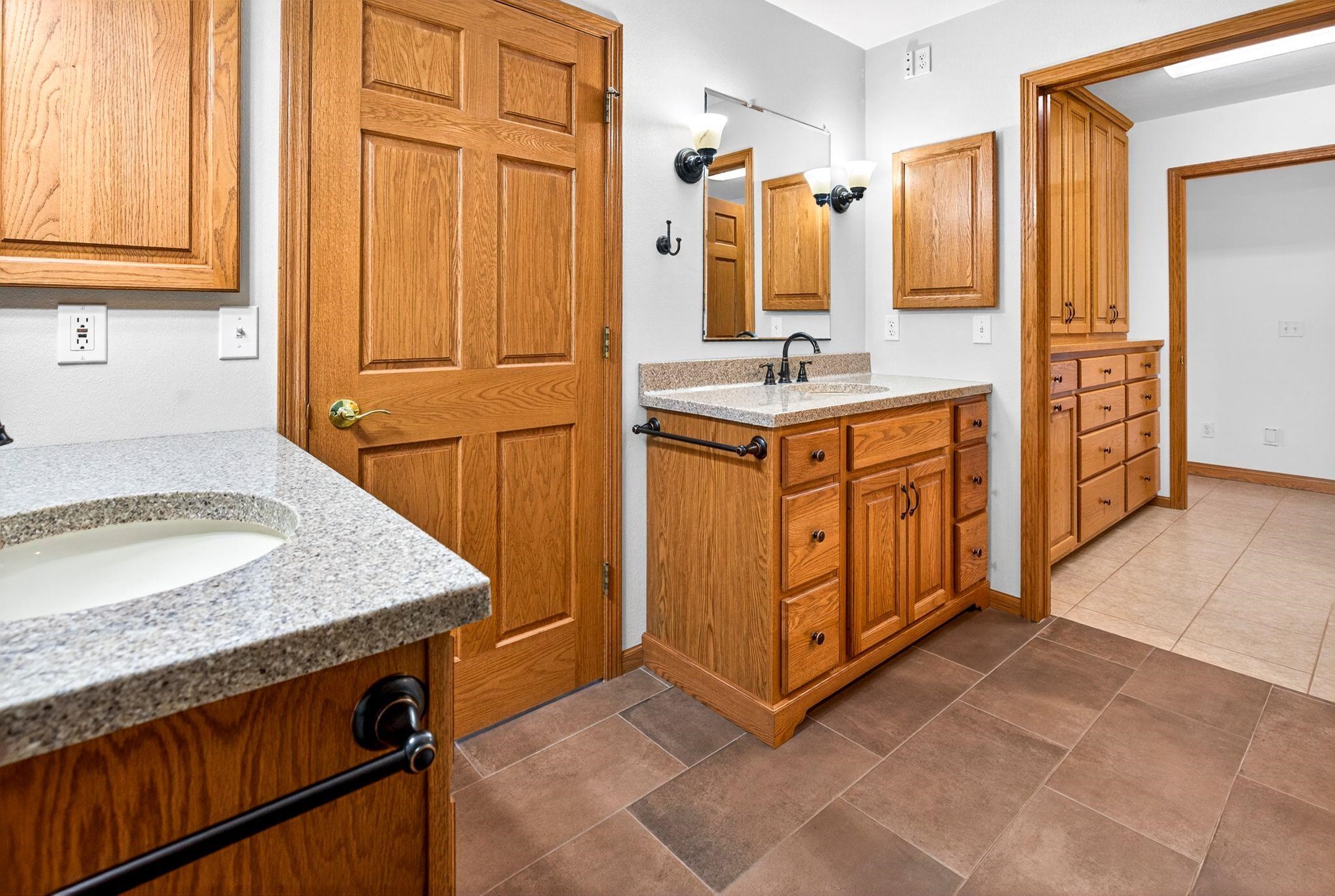 4665 West Edgewood Drive Appleton, WI 54913 - Photo 36 of 74
