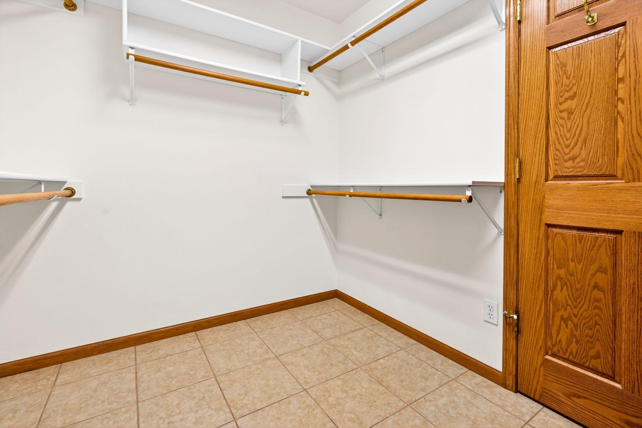 4665 West Edgewood Drive Appleton, WI 54913 - Photo 38 of 74