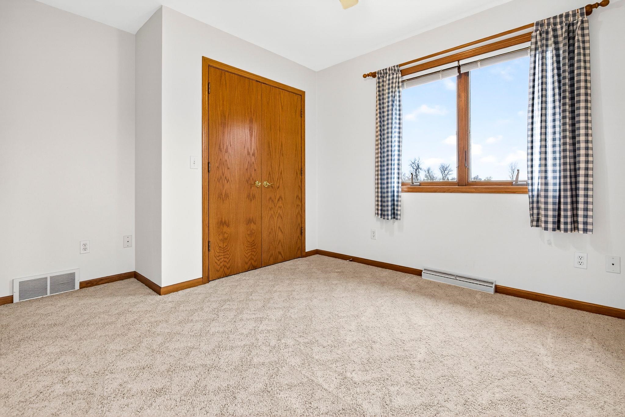 4665 West Edgewood Drive Appleton, WI 54913 - Photo 43 of 74