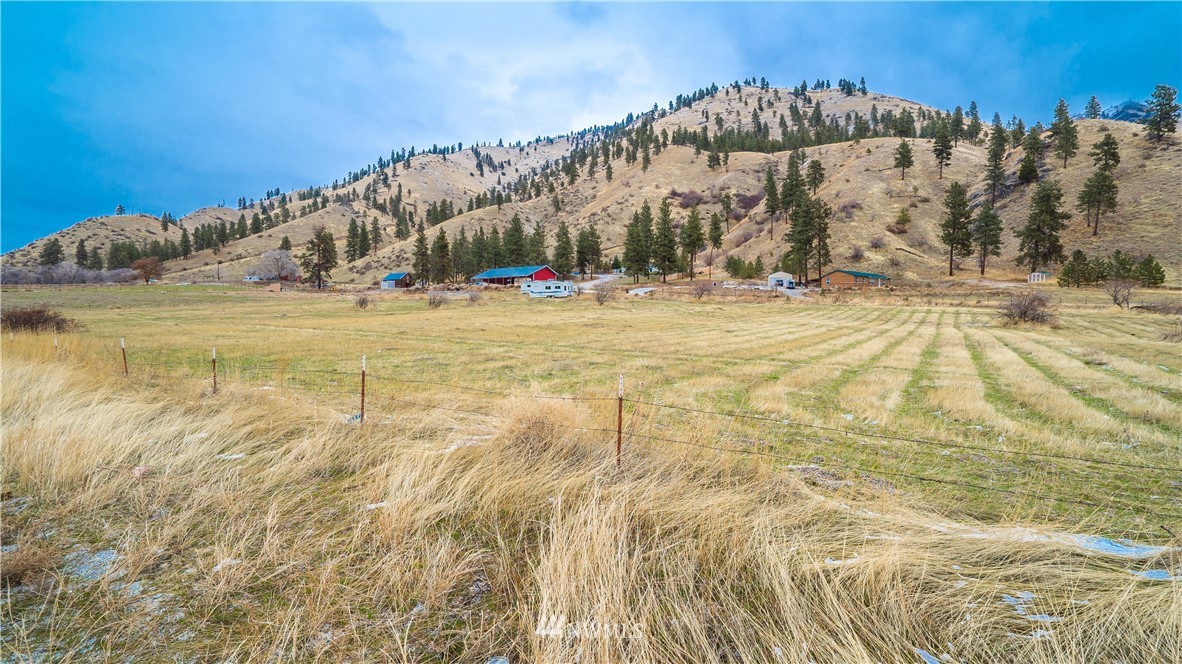 6495 Navarre Coulee Road Chelan, WA 98816 - Photo 1 of 7 Gallery Image 1