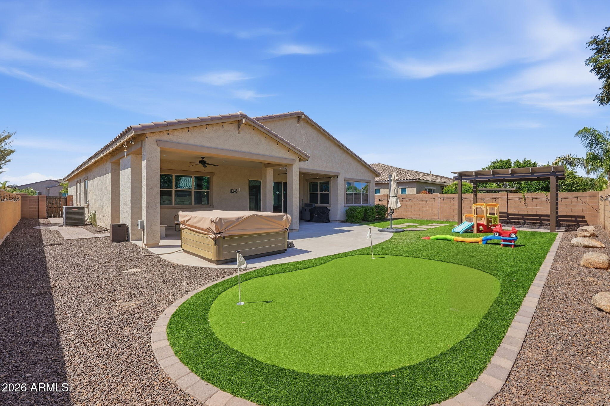 3930 East Chestnut Lane Gilbert, AZ 85298 - Photo 3 of 44