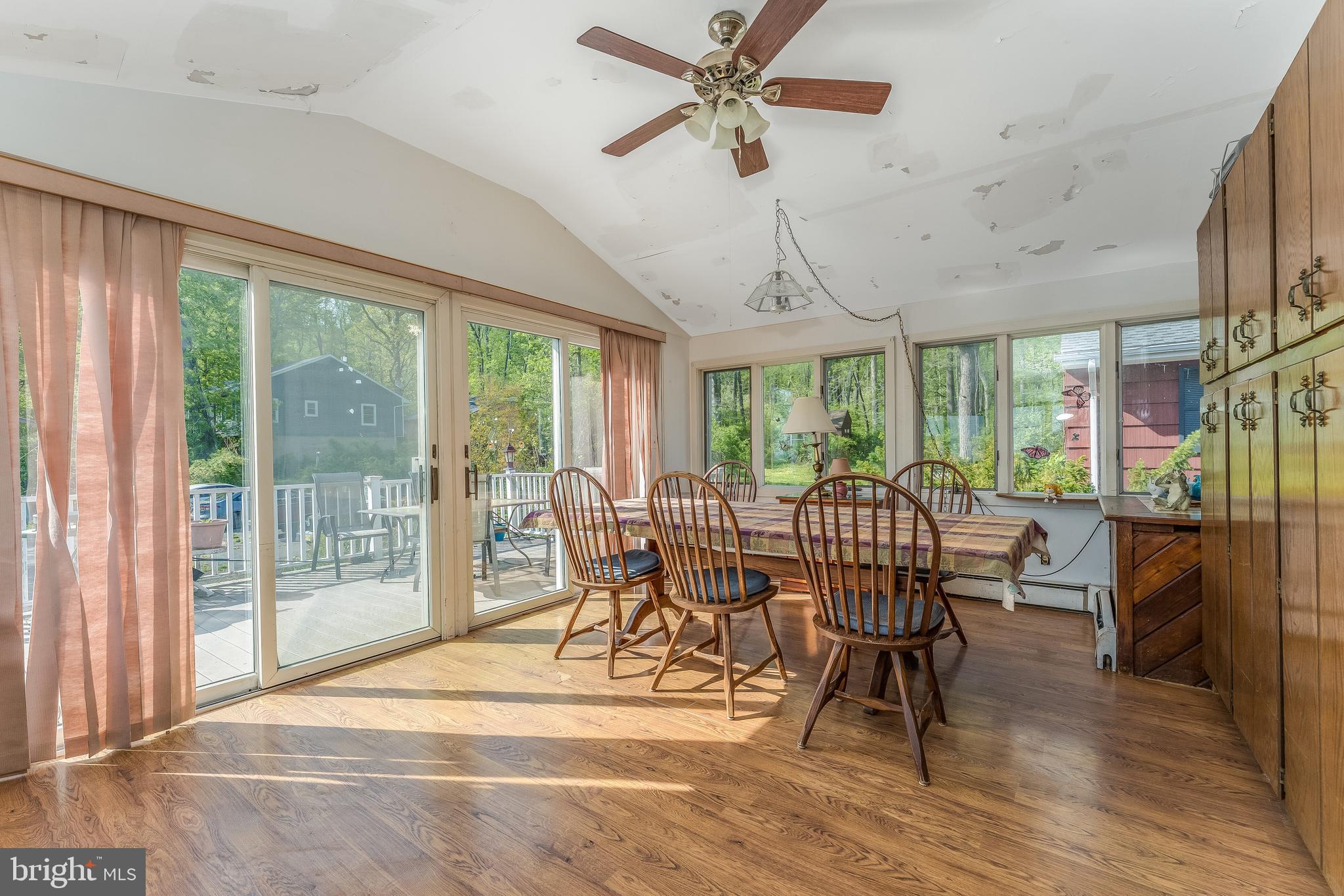 1556 River Road Titusville, NJ 08560 - Photo 12 of 38 Sunroom in Red Home