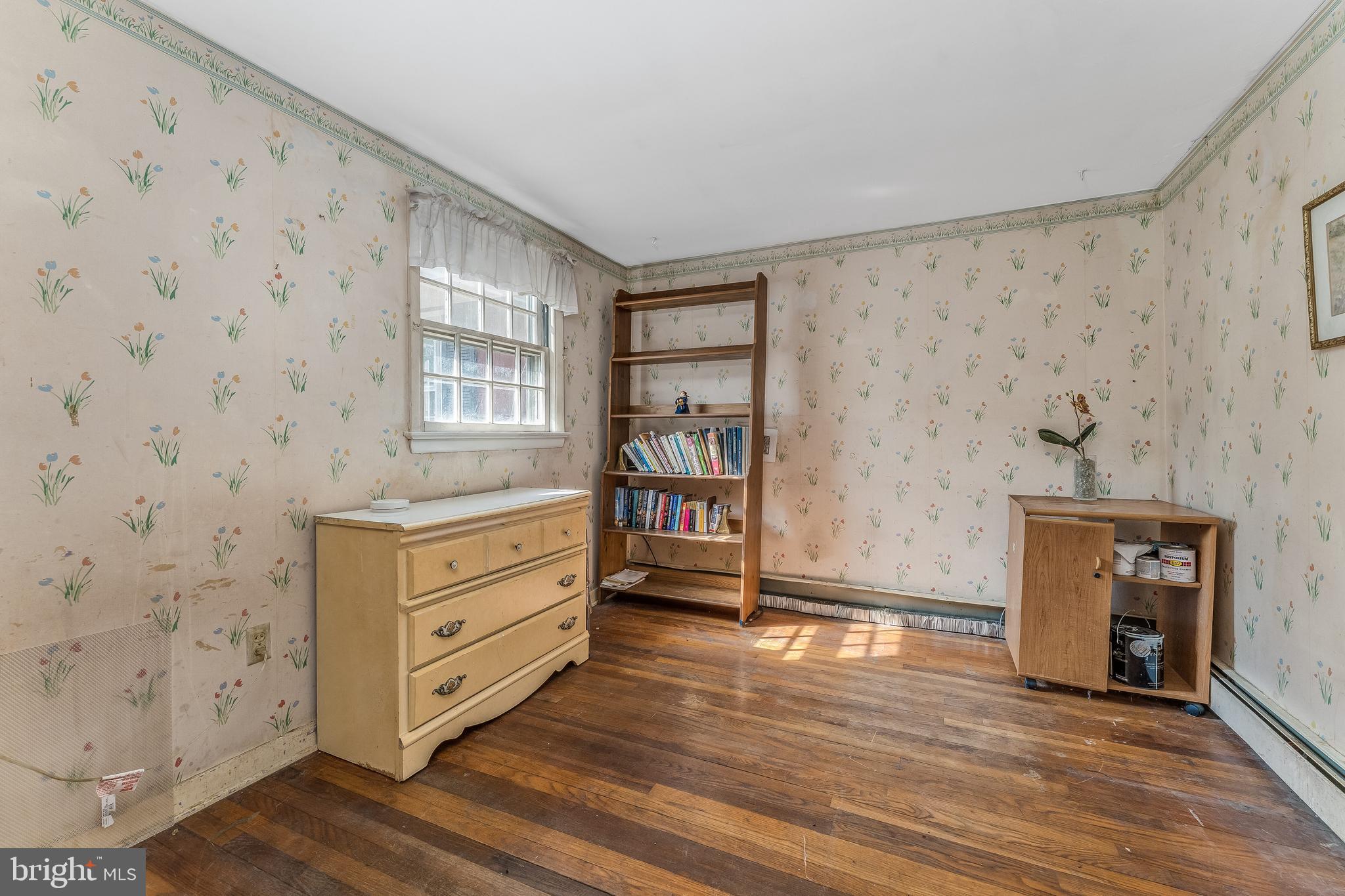 1556 River Road Titusville, NJ 08560 - Photo 14 of 38 Bedroom in Red home